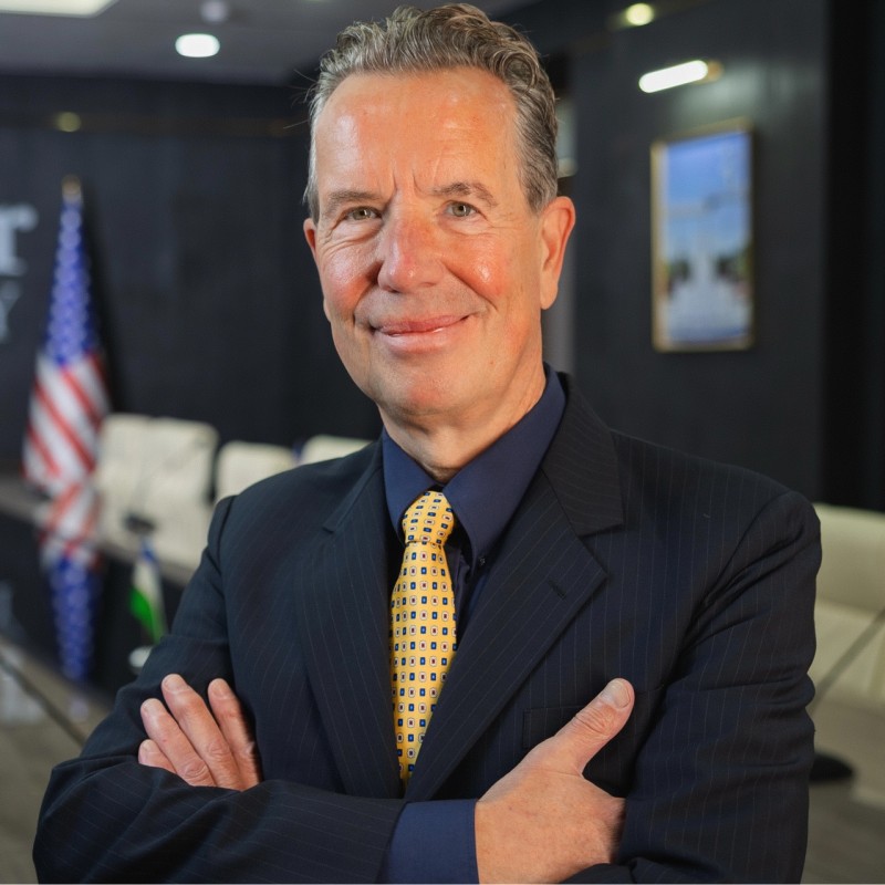 CEO_PHOTO