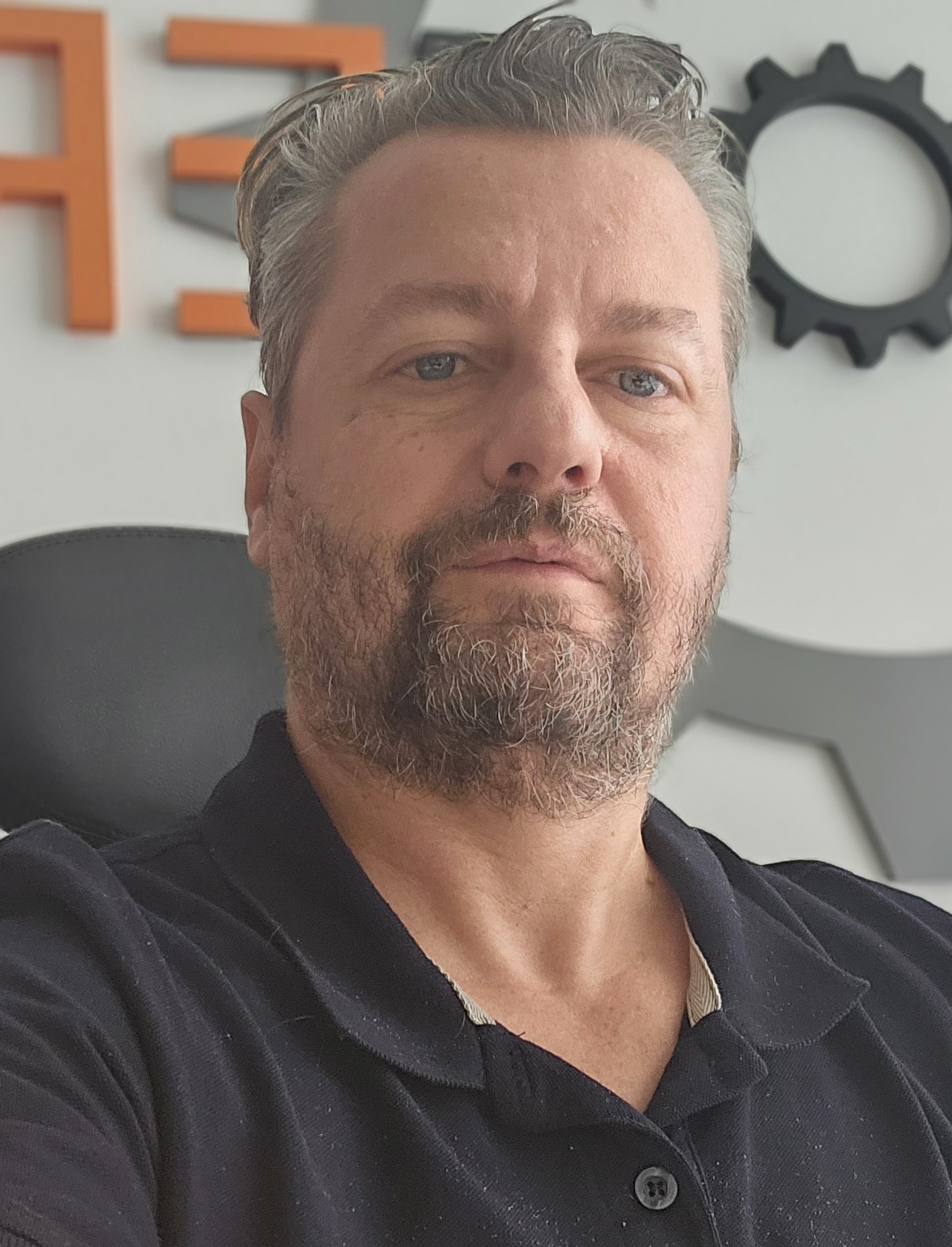 CEO_PHOTO