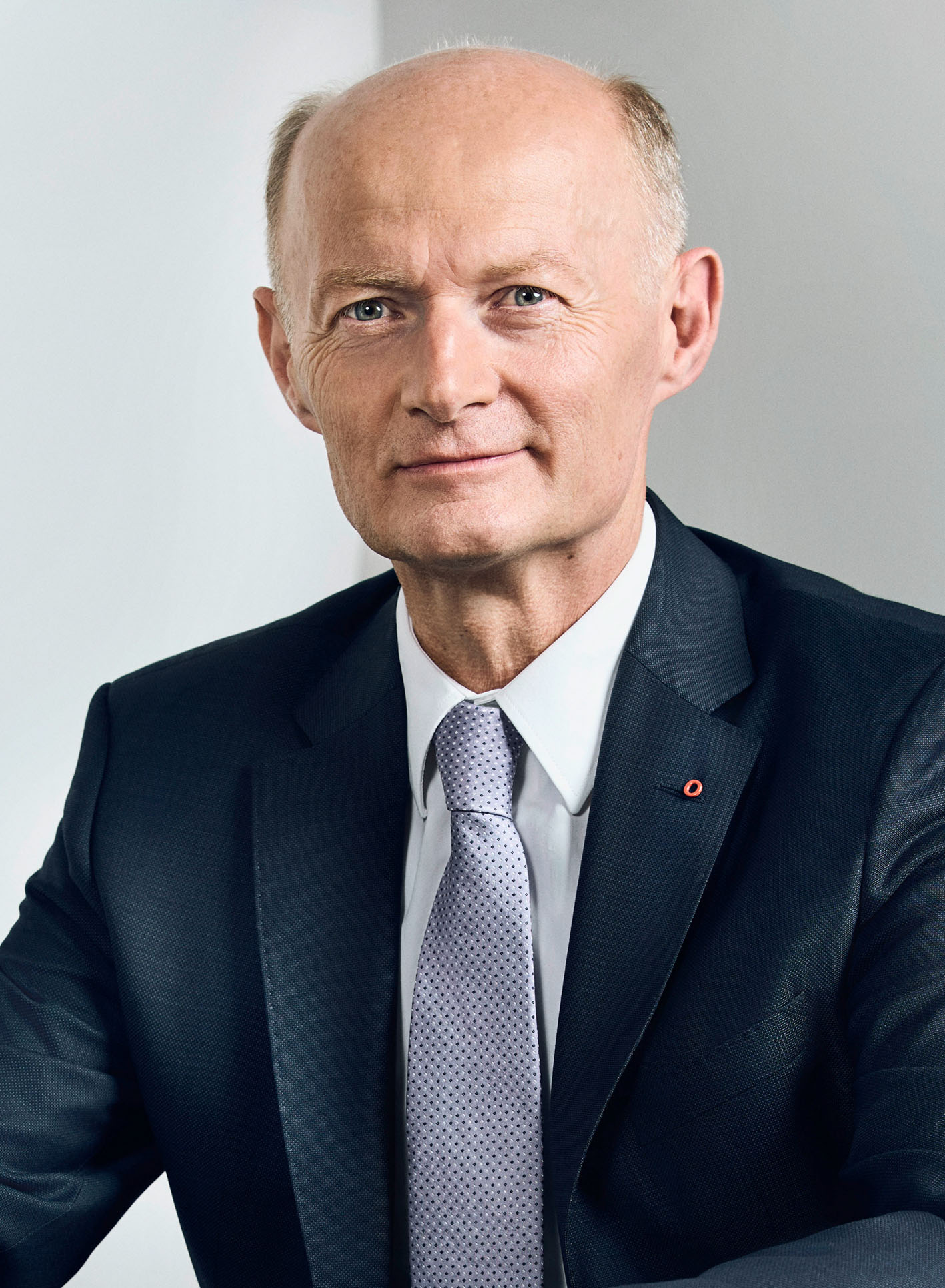 CEO_PHOTO
