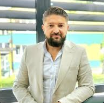 CEO_PHOTO