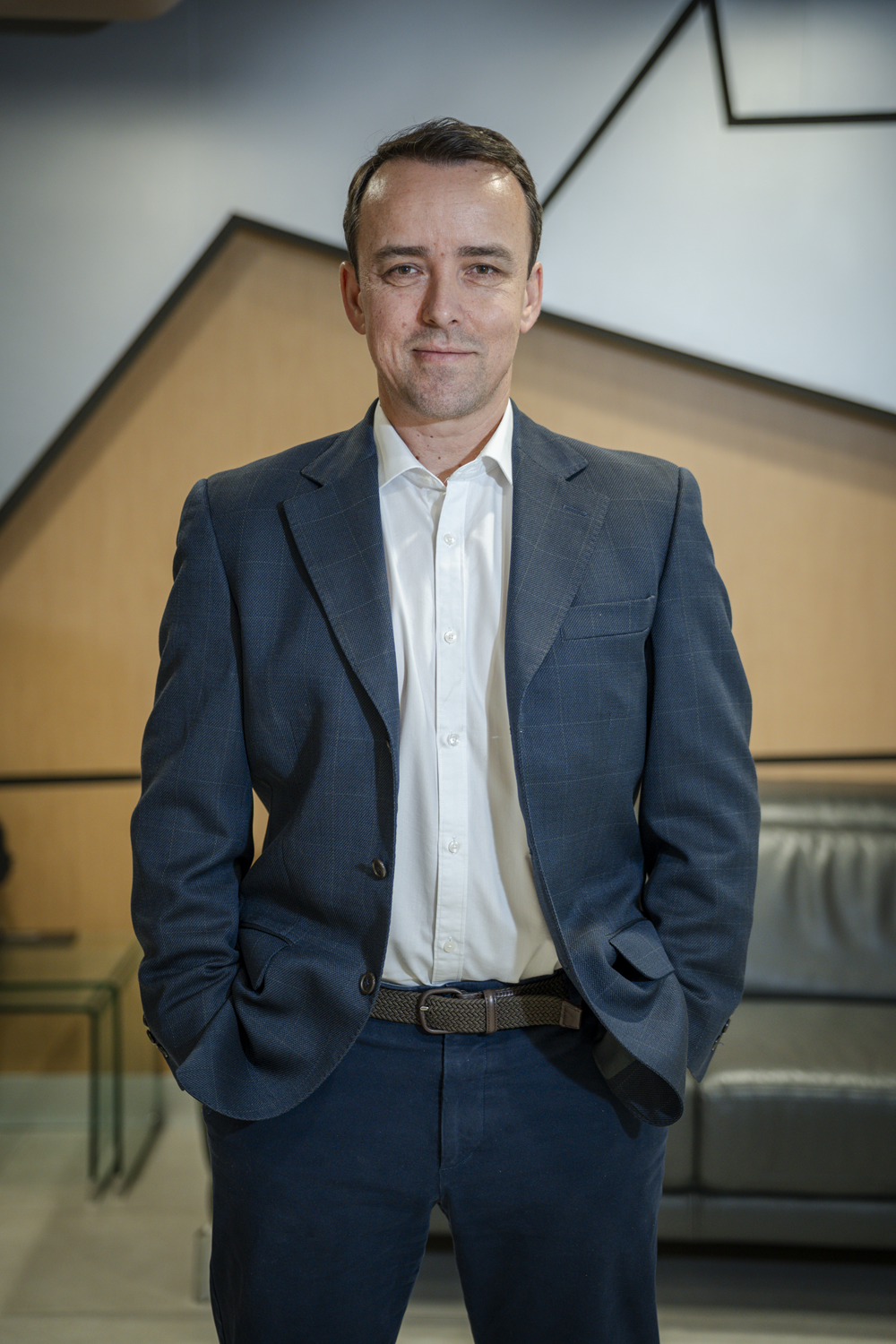 CEO_PHOTO