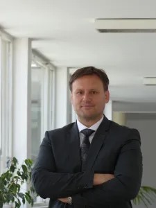 CEO_PHOTO