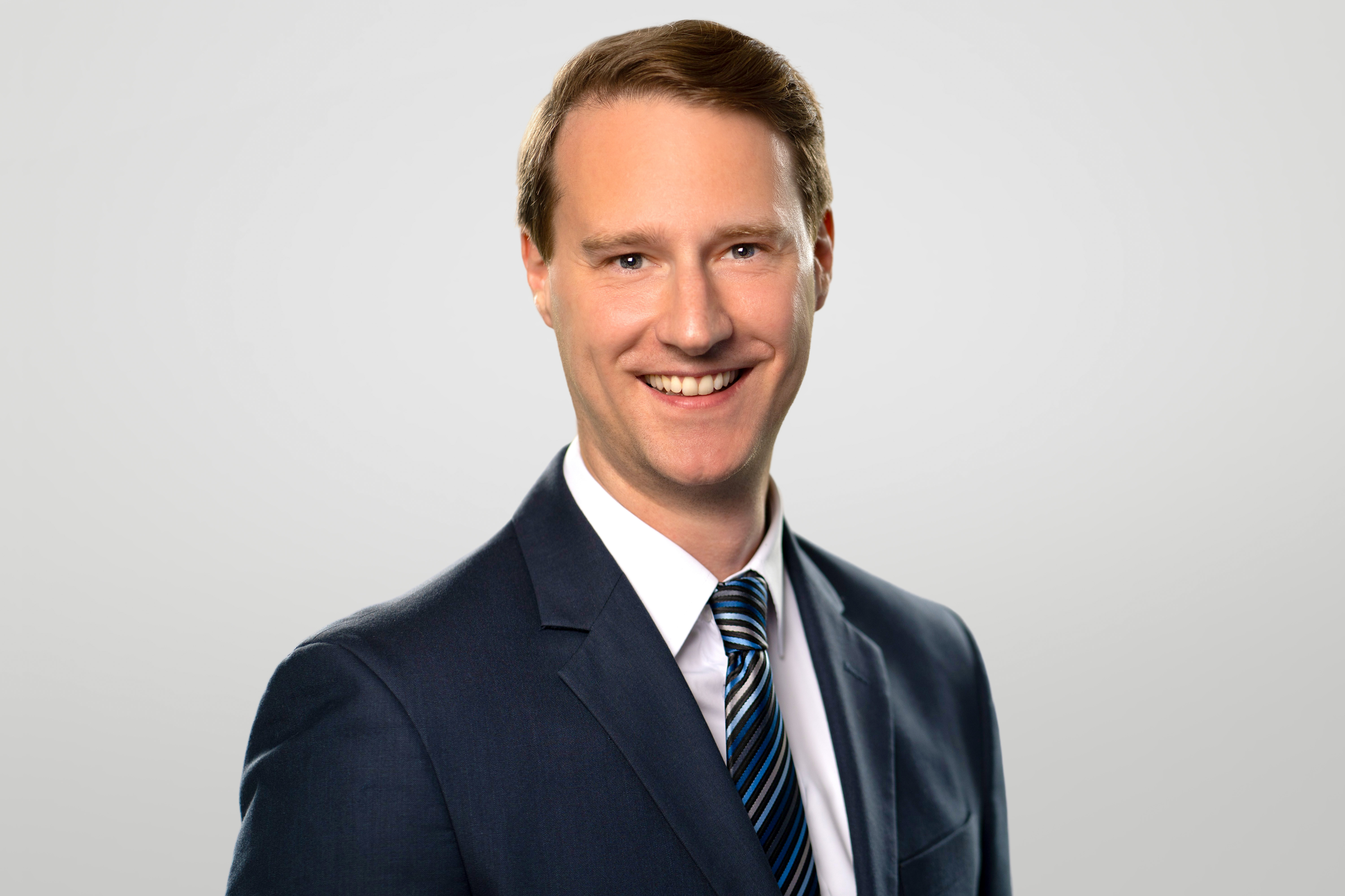 CEO_PHOTO