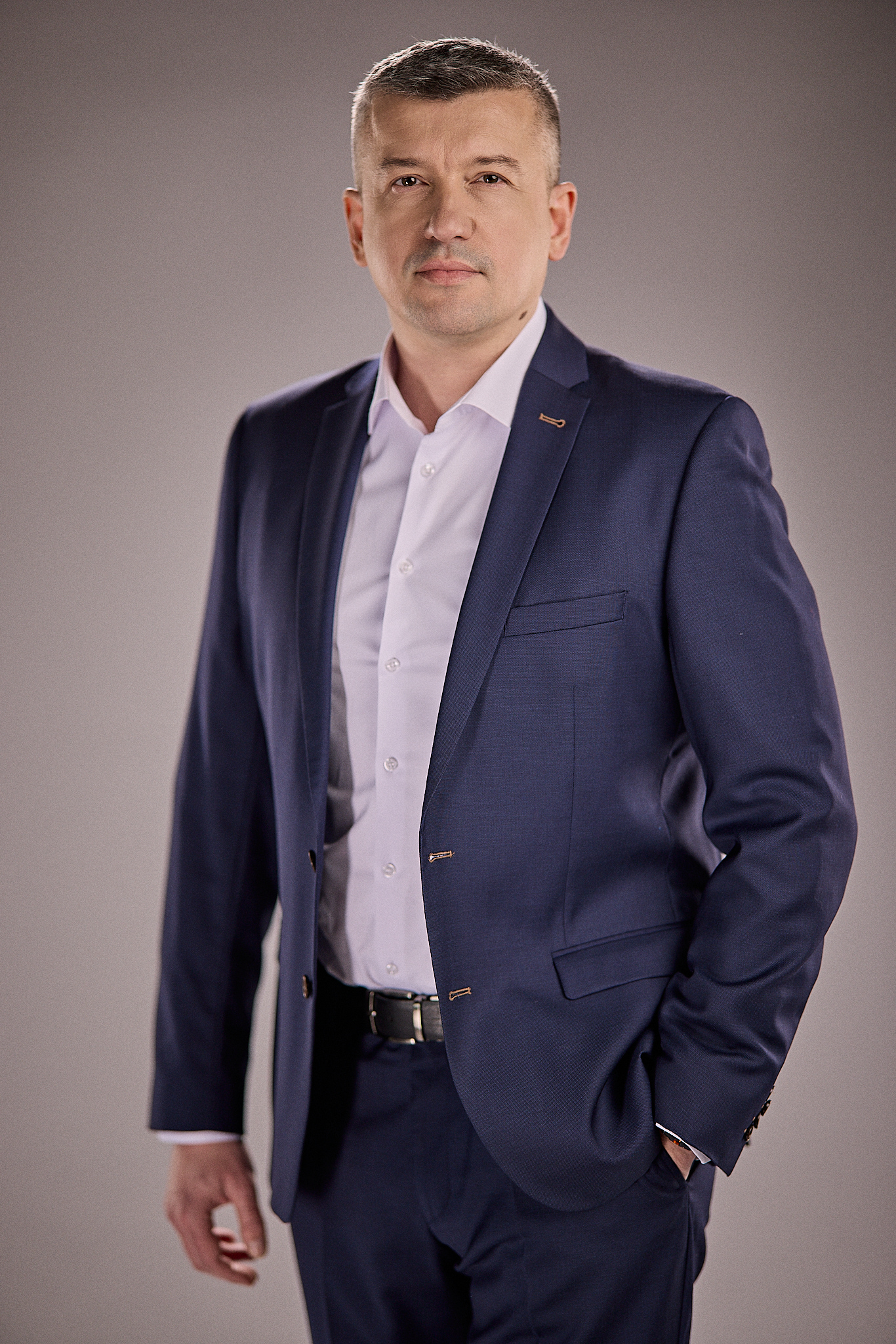 CEO_PHOTO