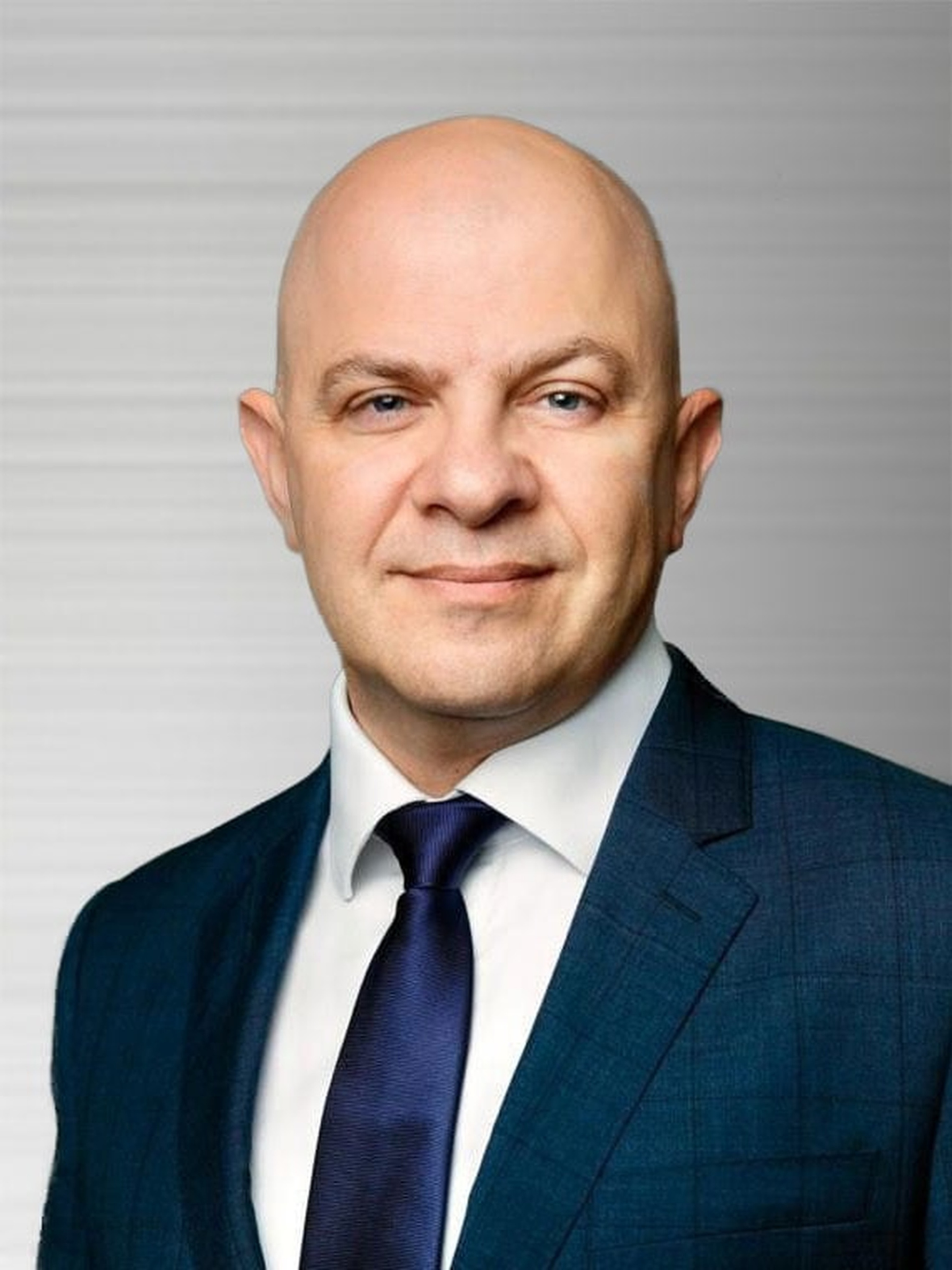 CEO_PHOTO