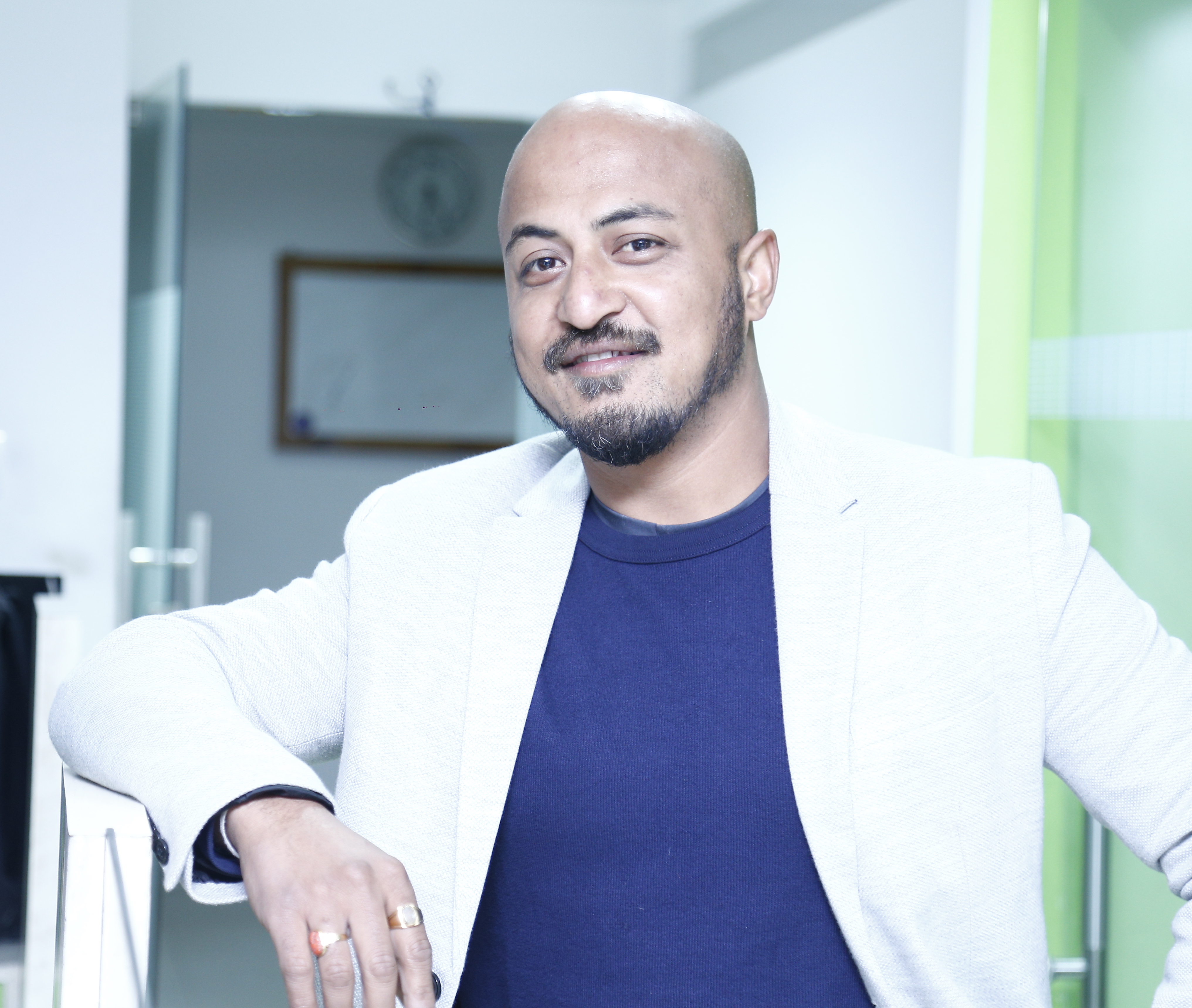 CEO_PHOTO